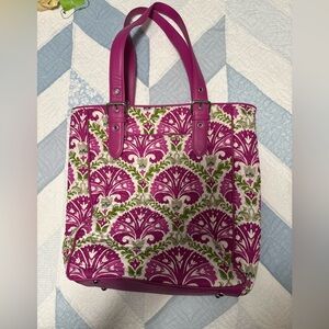 NEW Vera Bradley Buckle Tote in Julep Tulip